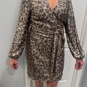 Wrap dress, sequence